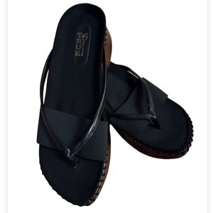 True Meaning Wedge Toe Thong Sandals Size 9